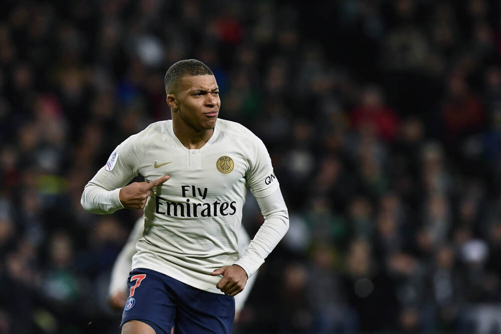 加州酝酿亿万富豪税！马斯克御用律师警告：富豪恐“永久搬离”